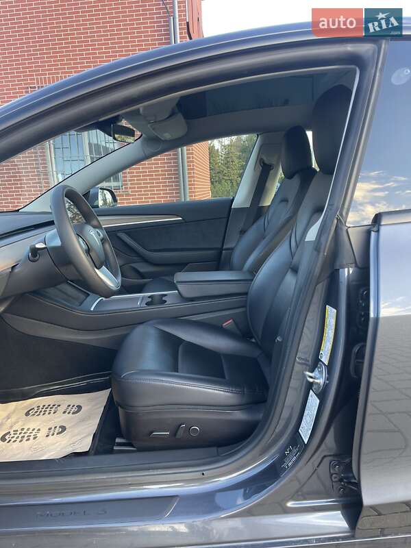 Седан Tesla Model 3 2022 в Львове фото 25 Седан Tesla Model 3 2022 в Львове