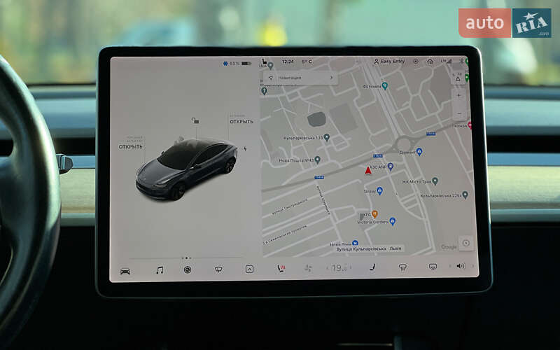 Седан Tesla Model 3 2018 в Львове фото 38 Седан Tesla Model 3 2018 в Львове