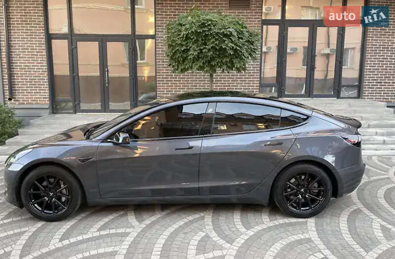 Седан Tesla Model 3 2019 в Тернополе фото 5 Седан Tesla Model 3 2019 в Тернополе