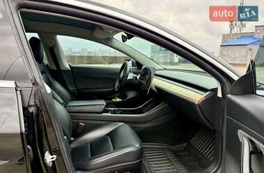Седан Tesla Model 3 2019 в Киеве фото 15 Седан Tesla Model 3 2019 в Киеве