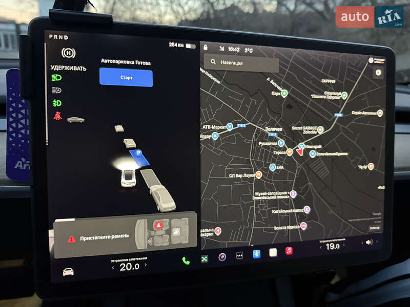 Седан Tesla Model 3 2021 в Золочеве