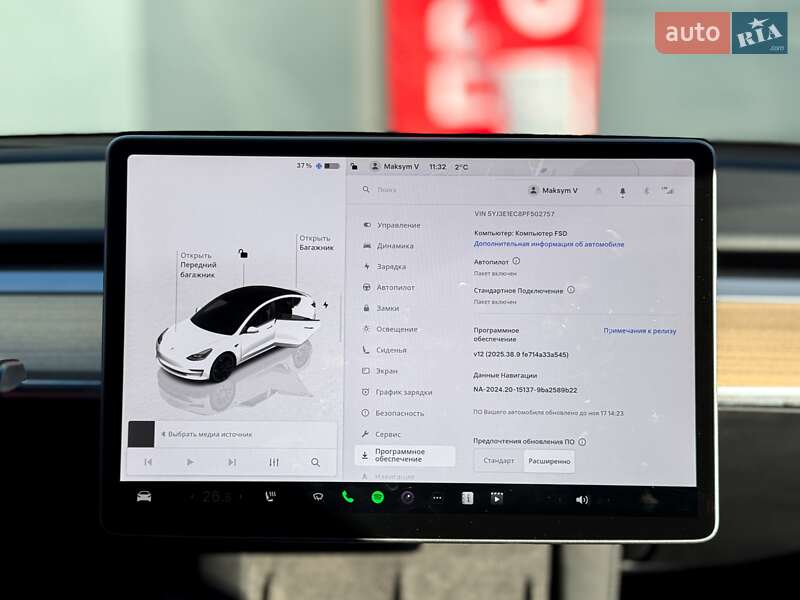 Седан Tesla Model 3 2023 в Києві