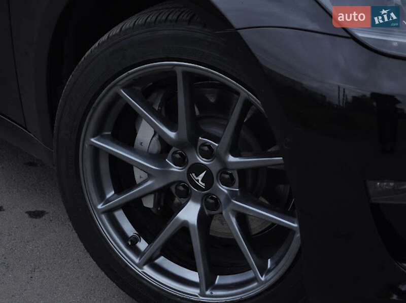 Седан Tesla Model 3 2022 в Луцке фото 6 Седан Tesla Model 3 2022 в Луцке