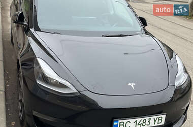 Седан Tesla Model 3 2022 в Золочеве