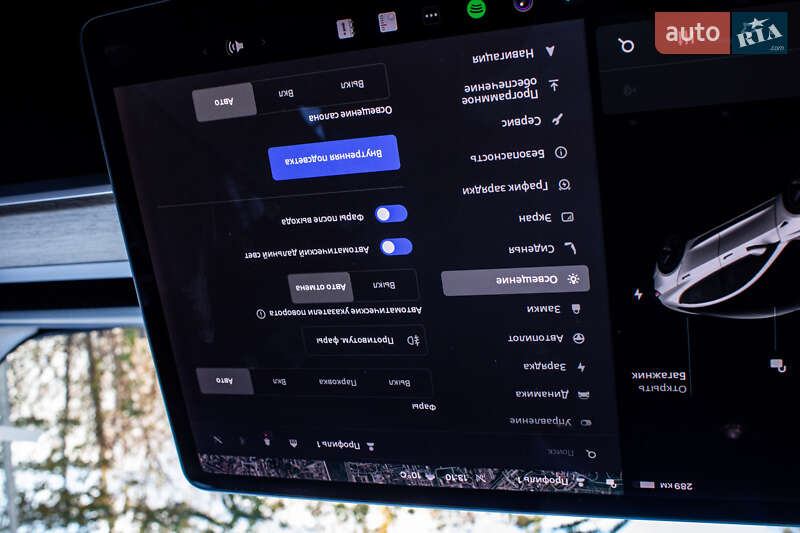 Седан Tesla Model 3 2019 в Львові