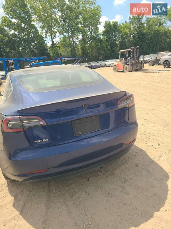 Седан Tesla Model 3 2019 в Одессе