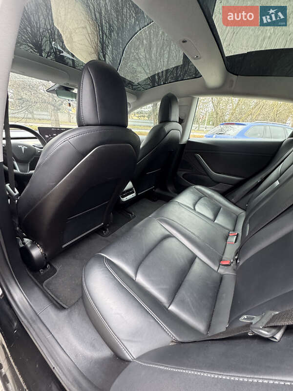 Седан Tesla Model 3 2018 в Бродах фото 11 Седан Tesla Model 3 2018 в Бродах