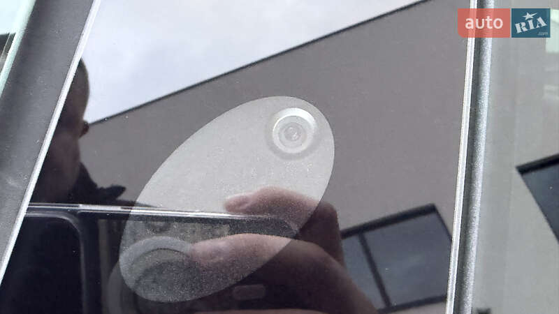 Седан Tesla Model 3 2021 в Луцьку