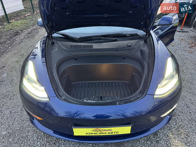 Седан Tesla Model 3 2022 в Умани фото 28 Седан Tesla Model 3 2022 в Умани