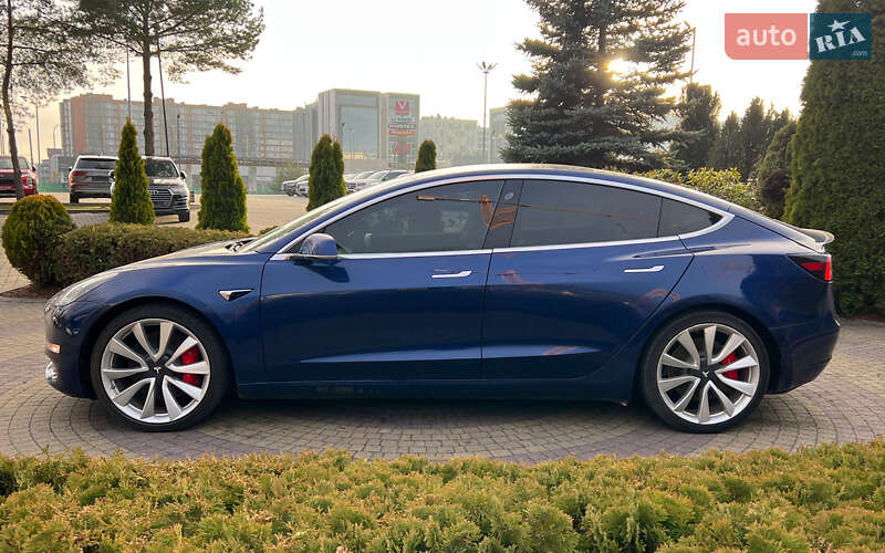Седан Tesla Model 3 2019 в Львове фото 4 Седан Tesla Model 3 2019 в Львове