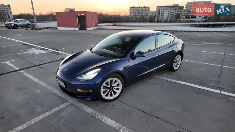 Tesla Model 3 2020