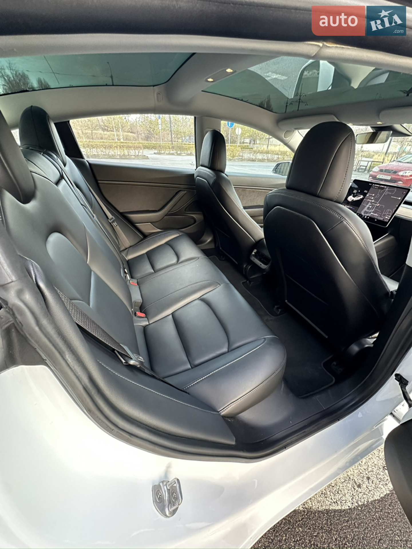 2018 Tesla Model 3 - мініатюра 10