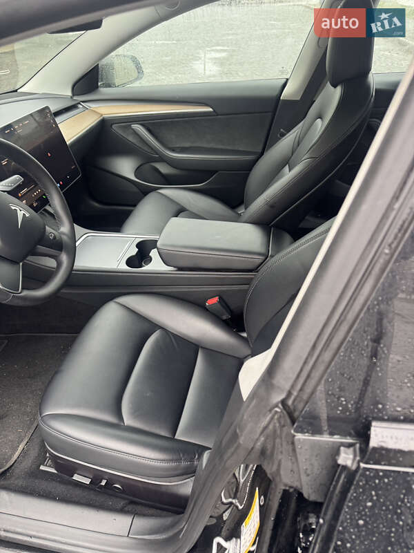 Седан Tesla Model 3 2022 в Киеве фото 8 Седан Tesla Model 3 2022 в Киеве