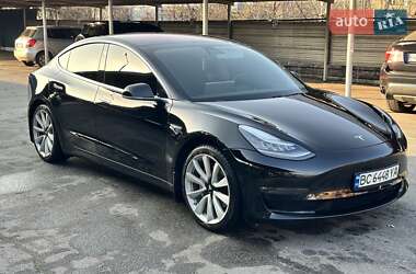 Седан Tesla Model 3 2018 в Кривому Розі