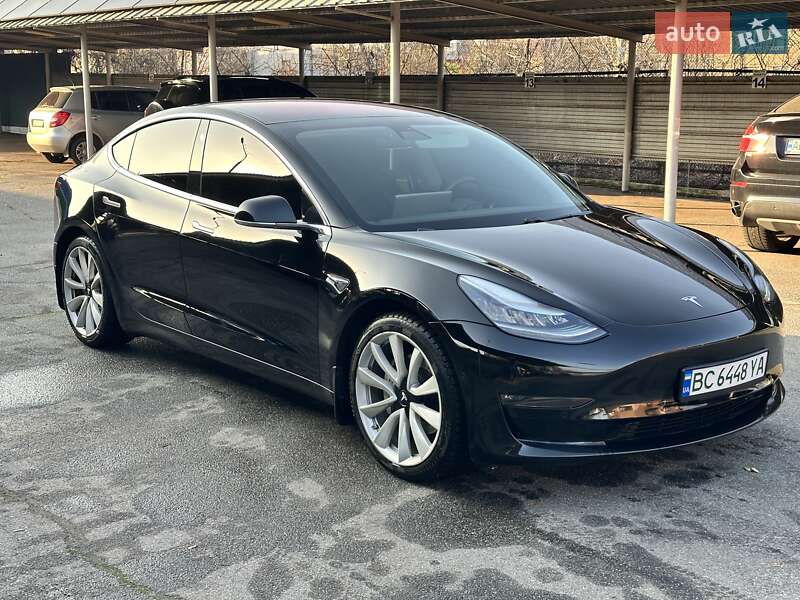 Tesla Model 3 2018