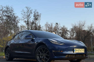 Седан Tesla Model 3 2019 в Одессе