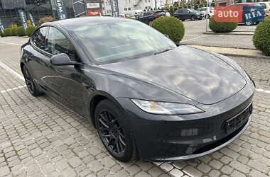 Седан Tesla Model 3 2024 в Львові