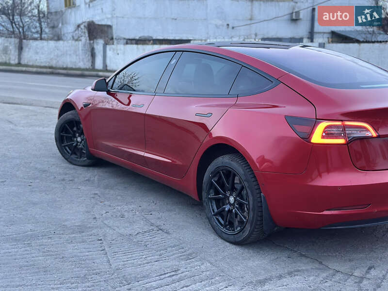 Седан Tesla Model 3 2018 в Дніпрі фото 10 Седан Tesla Model 3 2018 в Дніпрі
