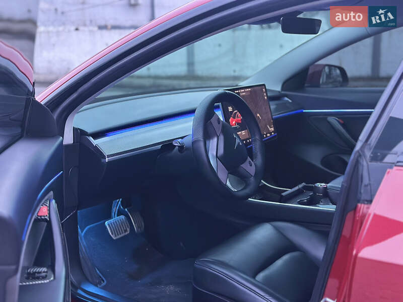 Седан Tesla Model 3 2018 в Дніпрі фото 12 Седан Tesla Model 3 2018 в Дніпрі