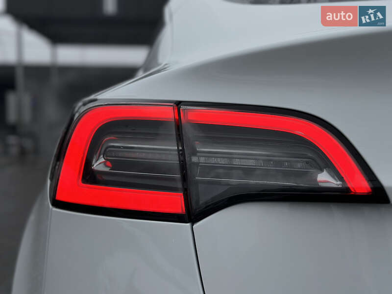 Седан Tesla Model 3 2018 в Владимире