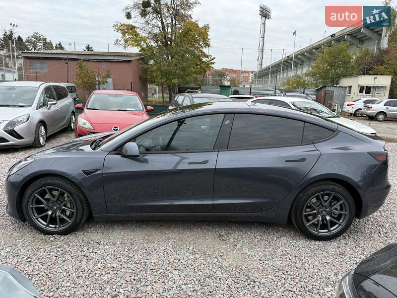 Седан Tesla Model 3 2021 в Полтаві