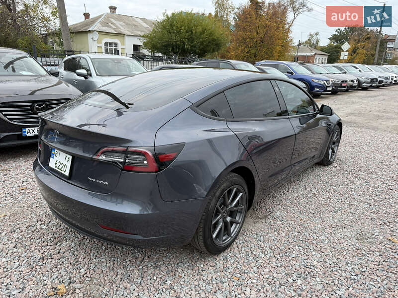 Седан Tesla Model 3 2021 в Полтаві