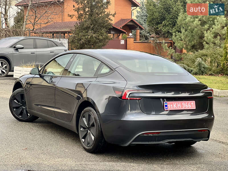 Седан Tesla Model 3 2025 в Киеве фото 7 Седан Tesla Model 3 2025 в Киеве