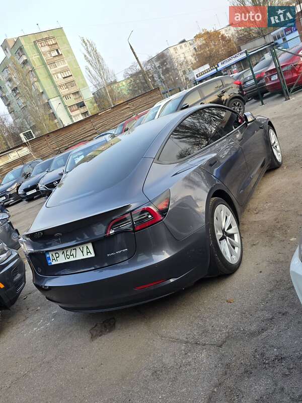 Седан Tesla Model 3 2022 в Днепре