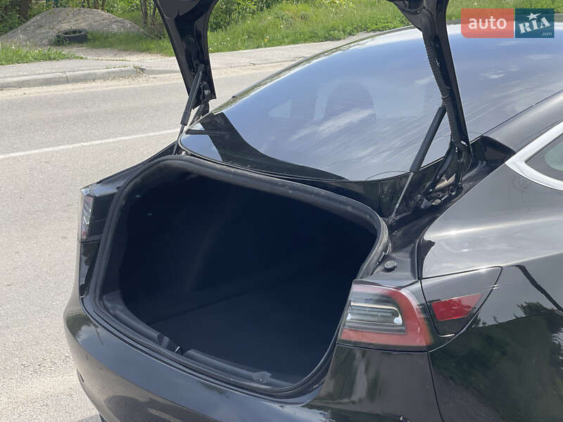 Седан Tesla Model 3 2019 в Кропивницком фото 9 Седан Tesla Model 3 2019 в Кропивницком