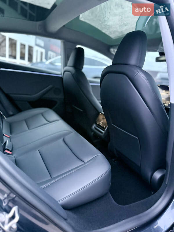 Седан Tesla Model 3 2024 в Виннице фото 25 Седан Tesla Model 3 2024 в Виннице
