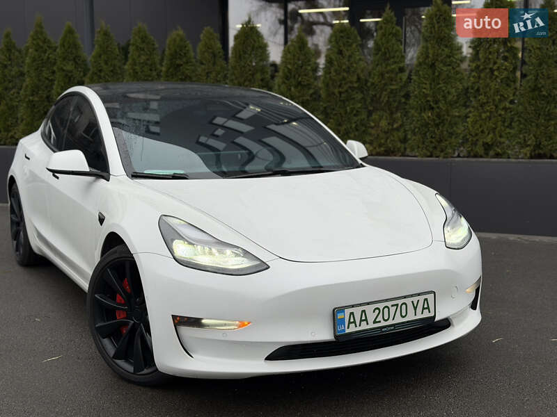 Седан Tesla Model 3 2021 в Киеве фото 3 Седан Tesla Model 3 2021 в Киеве