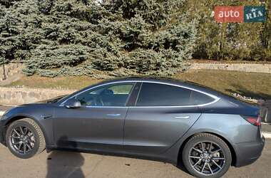 Седан Tesla Model 3 2019 в Полтаве