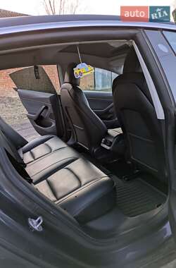 Седан Tesla Model 3 2019 в Полтаве