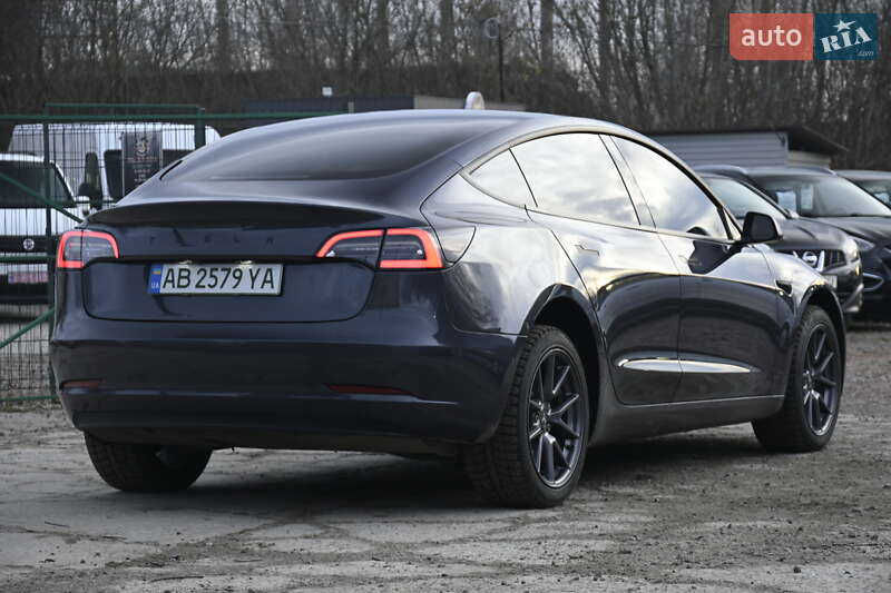 Седан Tesla Model 3 2021 в Бердичеве