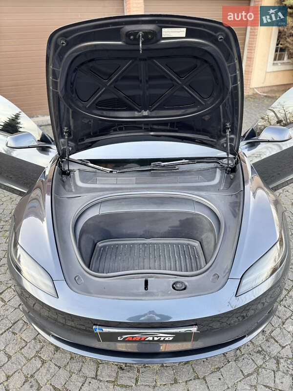 Седан Tesla Model 3 2024 в Софиевской Борщаговке