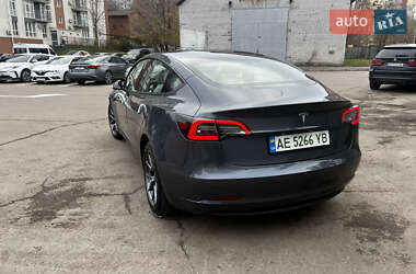 Седан Tesla Model 3 2023 в Дніпрі