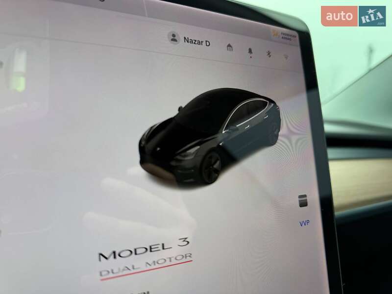 Седан Tesla Model 3 2018 в Коломые