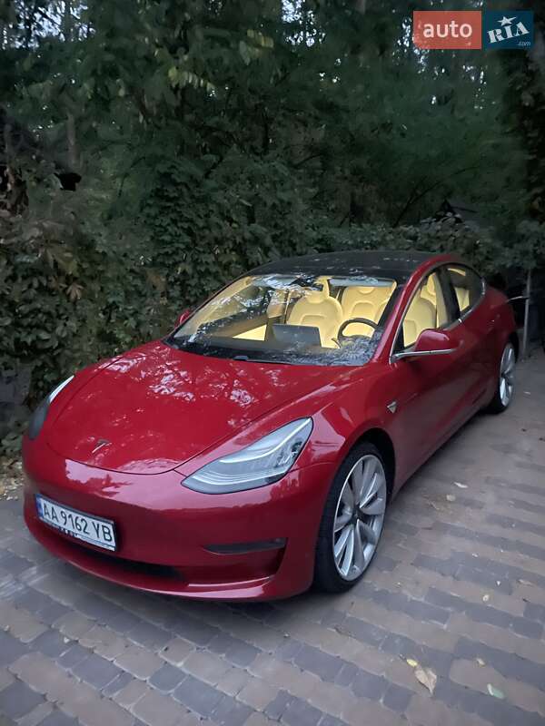 Седан Tesla Model 3 2018 в Белогородке фото 14 Седан Tesla Model 3 2018 в Белогородке