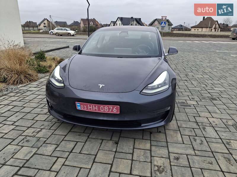 Седан Tesla Model 3 2018 в Луцке фото 3 Седан Tesla Model 3 2018 в Луцке