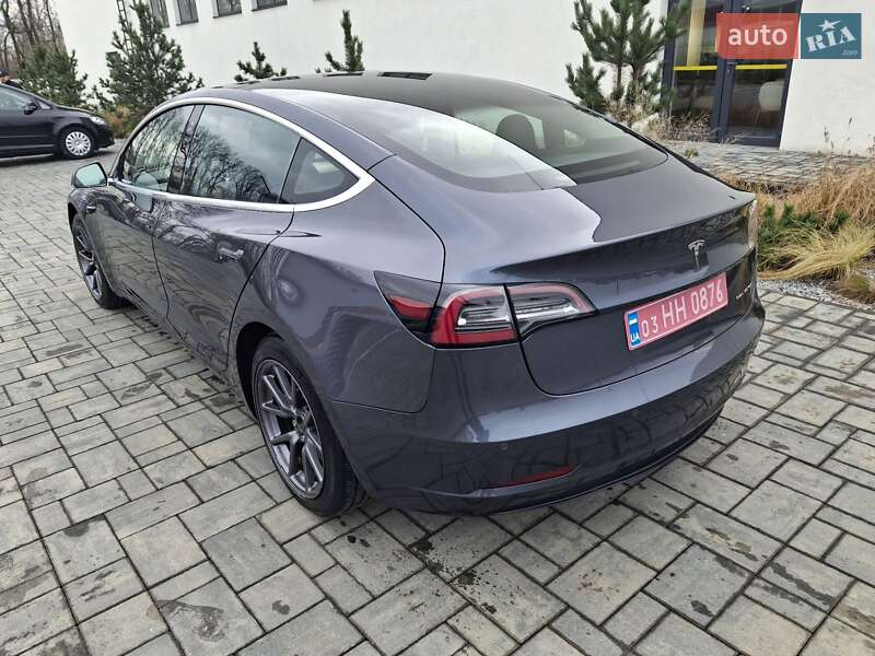 Седан Tesla Model 3 2018 в Луцке фото 6 Седан Tesla Model 3 2018 в Луцке