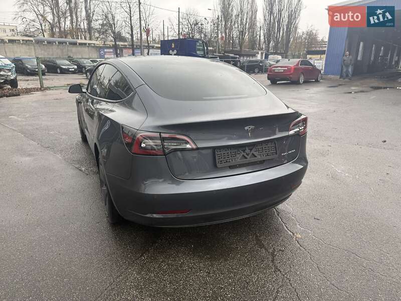 Седан Tesla Model 3 2022 в Києві фото 15 Седан Tesla Model 3 2022 в Києві