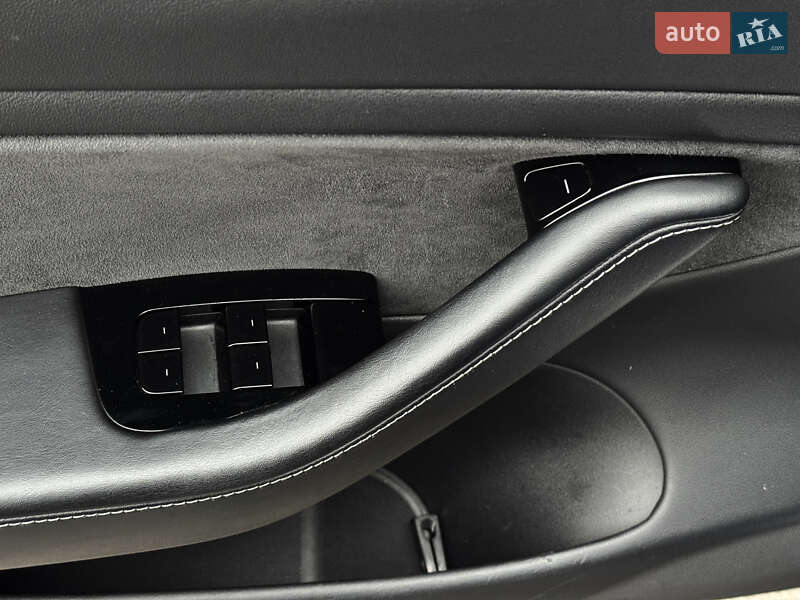 Седан Tesla Model 3 2019 в Дніпрі фото 20 Седан Tesla Model 3 2019 в Дніпрі