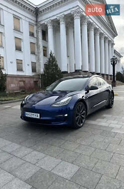 Седан Tesla Model 3 2019 в Киеве