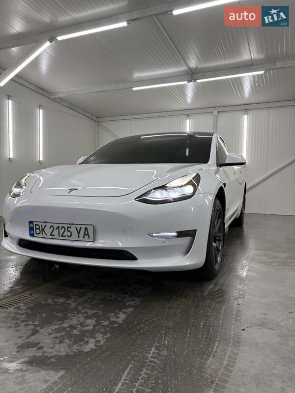 Седан Tesla Model 3 2021 в Лановцах фото 24 Седан Tesla Model 3 2021 в Лановцах