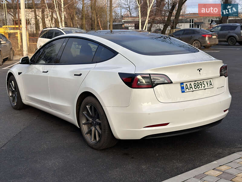 Седан Tesla Model 3 2022 в Чернигове фото 3 Седан Tesla Model 3 2022 в Чернигове