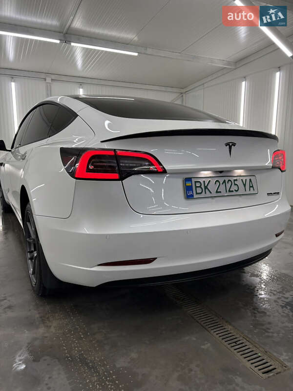 Седан Tesla Model 3 2021 в Лановцах фото 41 Седан Tesla Model 3 2021 в Лановцах