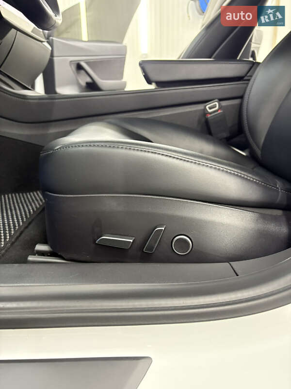 Седан Tesla Model 3 2021 в Лановцах фото 66 Седан Tesla Model 3 2021 в Лановцах