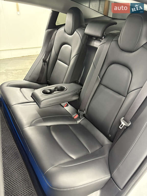 Седан Tesla Model 3 2021 в Лановцах фото 77 Седан Tesla Model 3 2021 в Лановцах