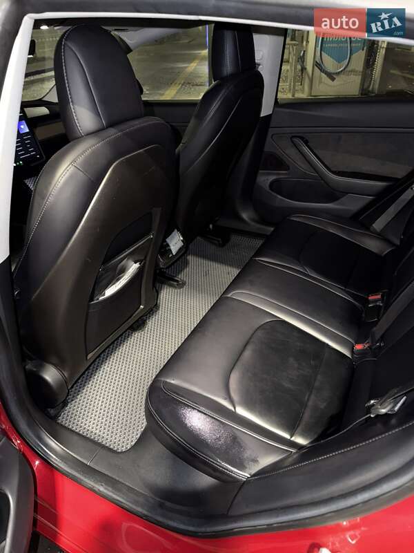 Седан Tesla Model 3 2018 в Днепре