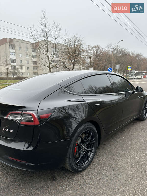 Седан Tesla Model 3 2019 в Львове фото 6 Седан Tesla Model 3 2019 в Львове